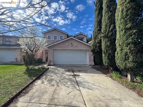 Photo of 4525 4525 Waterford Way Way, Oakley, CA 94561 (MLS # 41125697)