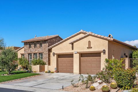 Photo of 4 Via Santo Tomas Drive, Rancho Mirage, CA 92270 (MLS # 219143637DA)