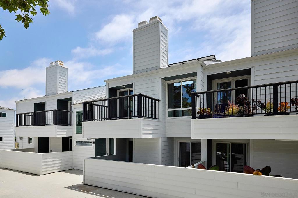 707 S Sierra Ave 23