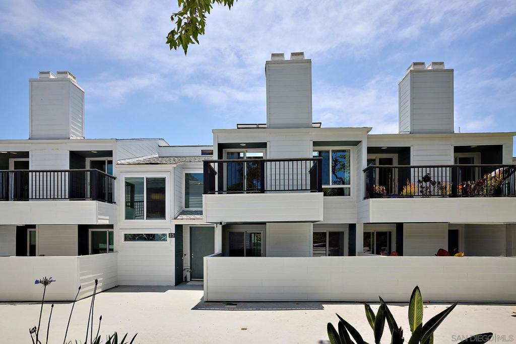 707 S Sierra Ave 23