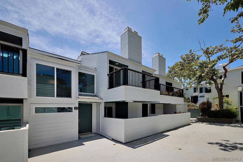 707 S Sierra Ave 23