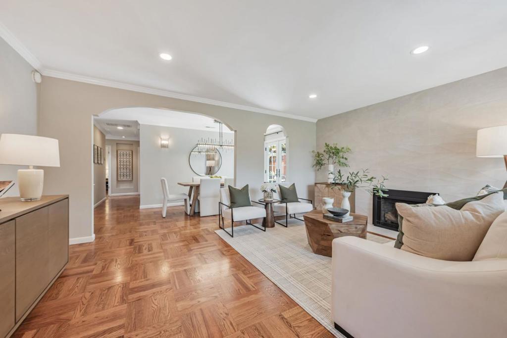 Properties 1 2002 Coastland Avenue