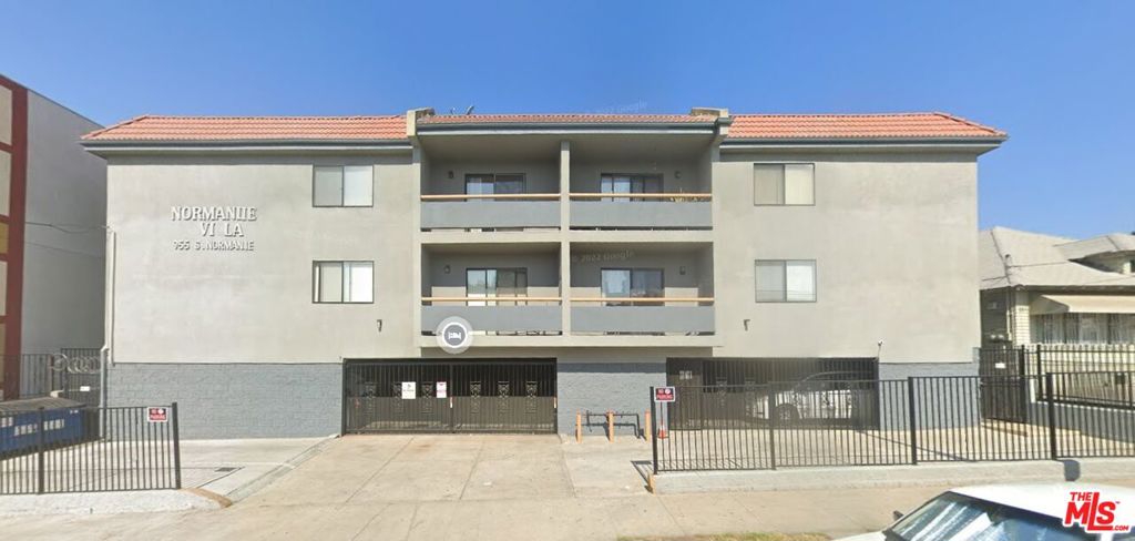 1986 built no rent control units. Highly desirable 14 unit apartment,8units large 2bed/2bath, 2 units 1bed/1bath and 4units 1bed/1bath/with den.originally built as condo .new elevator half of air condition been replaced.Laundry income app. $350 monthly.large balcony. no vacancy $323,520 rental plus Lundry income $5400 Total $328,920 income