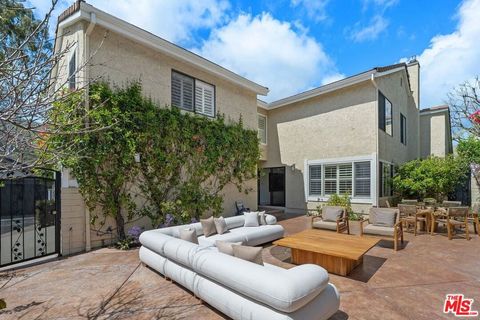 Tiny photo for 1423 Avenida De Cortez, Pacific Palisades, CA 90272 (MLS # 26665841)