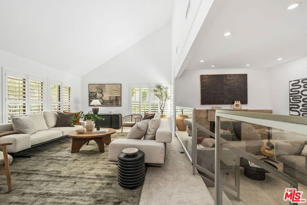 Photo of 1423 Avenida De Cortez, Pacific Palisades, CA 90272 (MLS # 26665841)