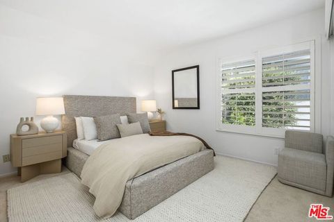 Tiny photo for 1423 Avenida De Cortez, Pacific Palisades, CA 90272 (MLS # 26665841)
