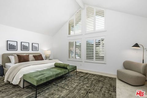 Tiny photo for 1423 Avenida De Cortez, Pacific Palisades, CA 90272 (MLS # 26665841)