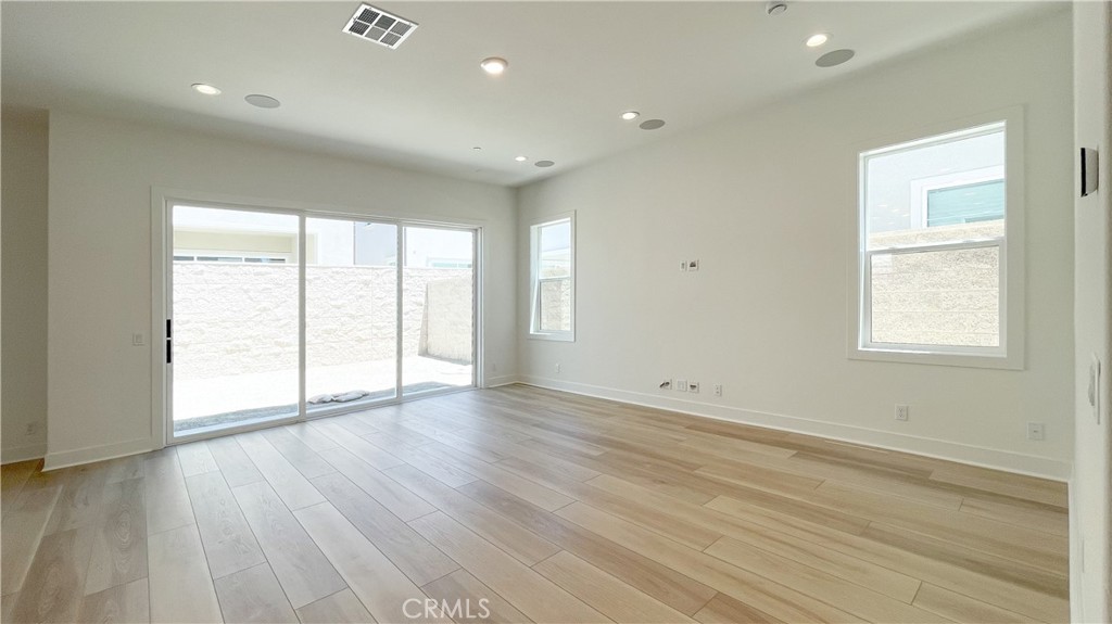 Meadowwood Homes (MWH) - Residential Lease