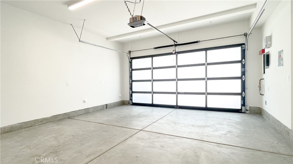 Meadowwood Homes (MWH) - Residential Lease