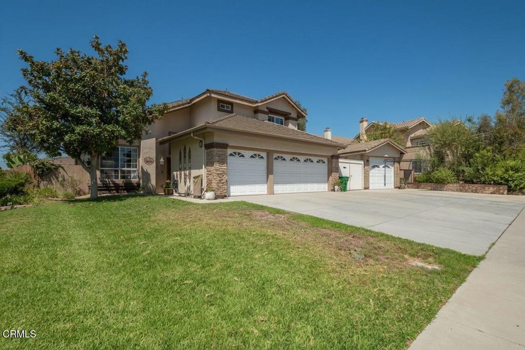 1472 La Culebra Circle
