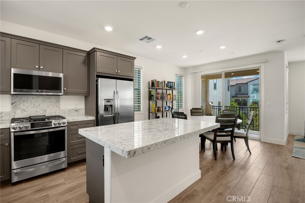 18310 Iris Lane
