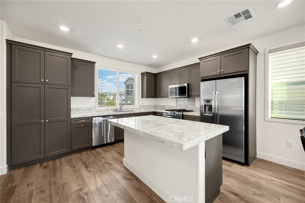 18310 Iris Lane