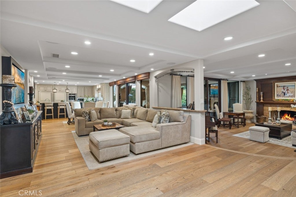 1511 Santiago Drive