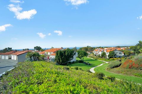 Photo of 901 Caminito Estrada #C, Carlsbad, CA 92011 (MLS # 250045047SD)