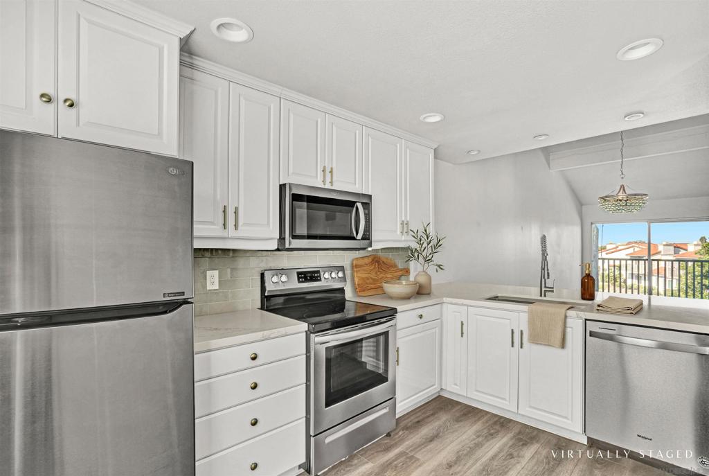 901 Caminito Estrada C