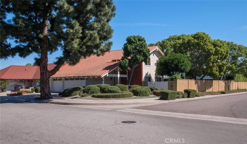 19140 Albert Cerritos CA 90703