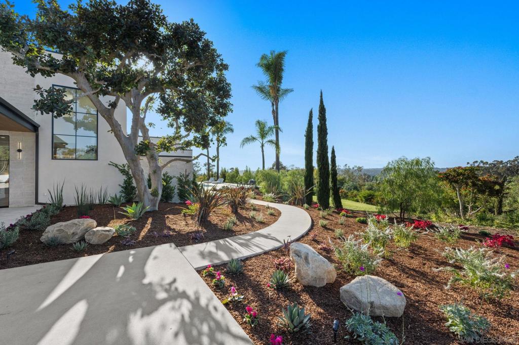Rancho Santa Fe - Residential