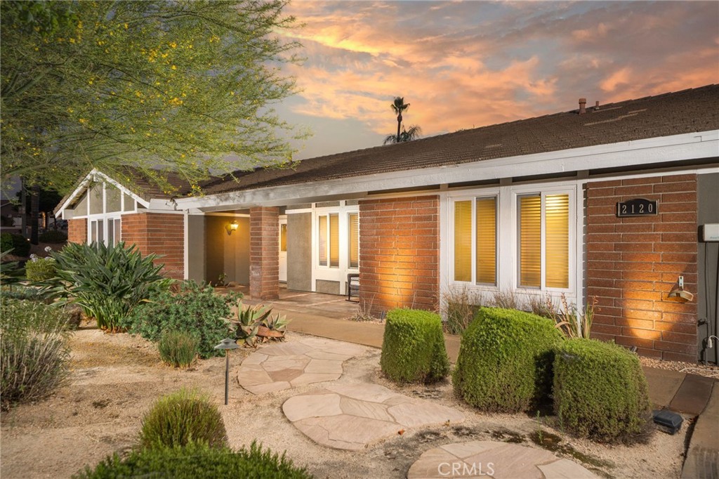 2120 Capuchin Way