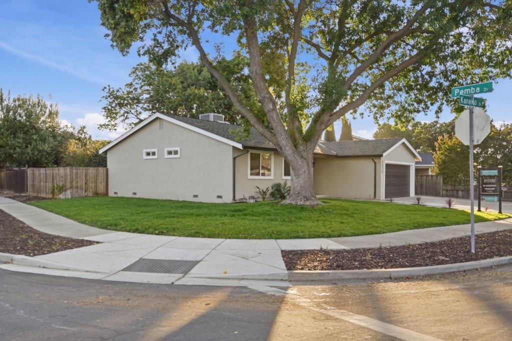 6575 Kaneko Drive