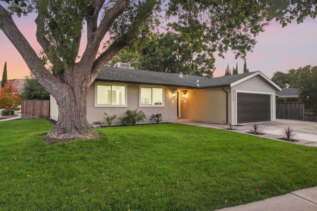 6575 Kaneko Drive