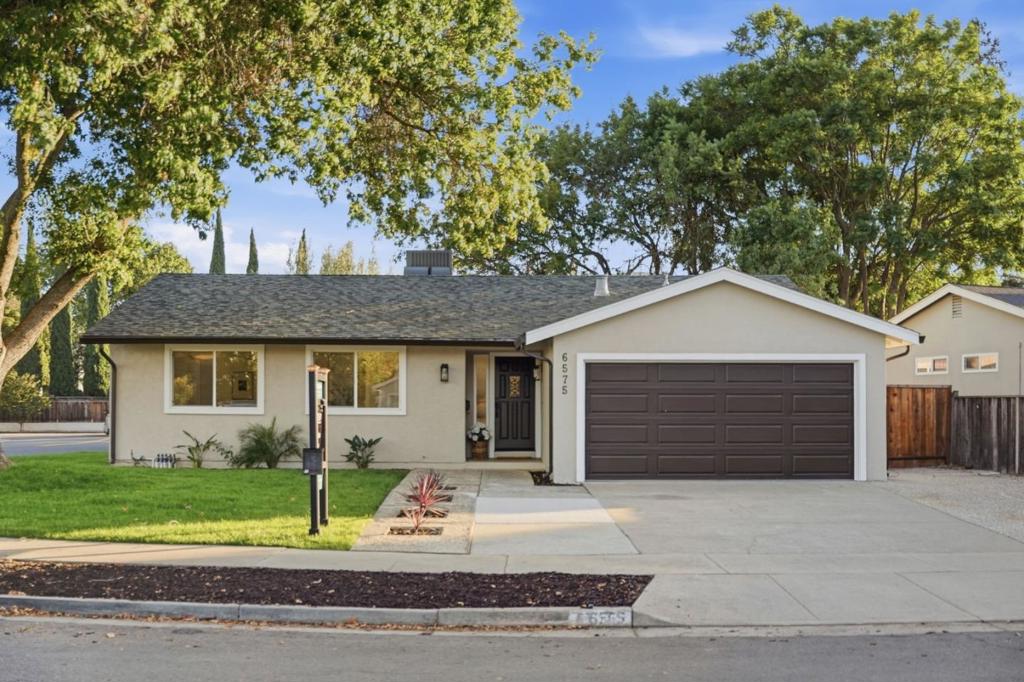 6575 Kaneko Drive