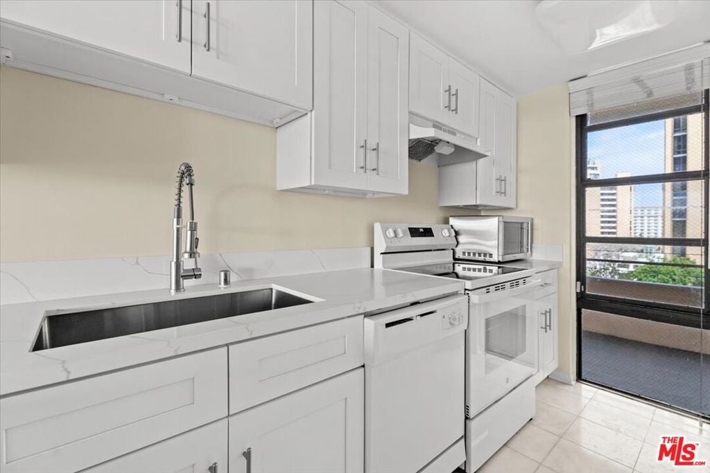 4316 Marina City Drive 419