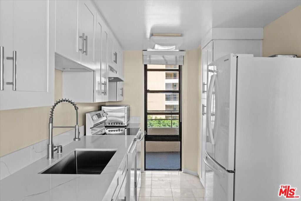 4316 Marina City Drive 419