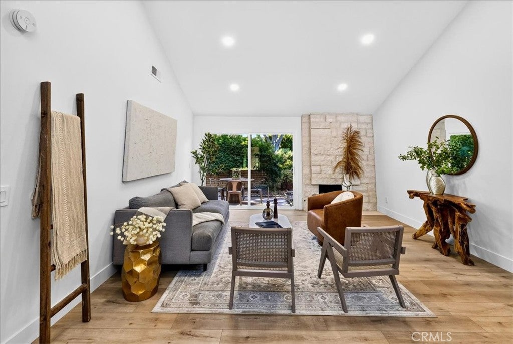 25 Dogwood S, Irvine CA 92612 - Photo 8