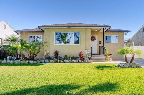5824 Dashwood Lakewood CA 90713