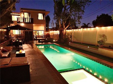 341 S Meadows Manhattan Beach CA 90266