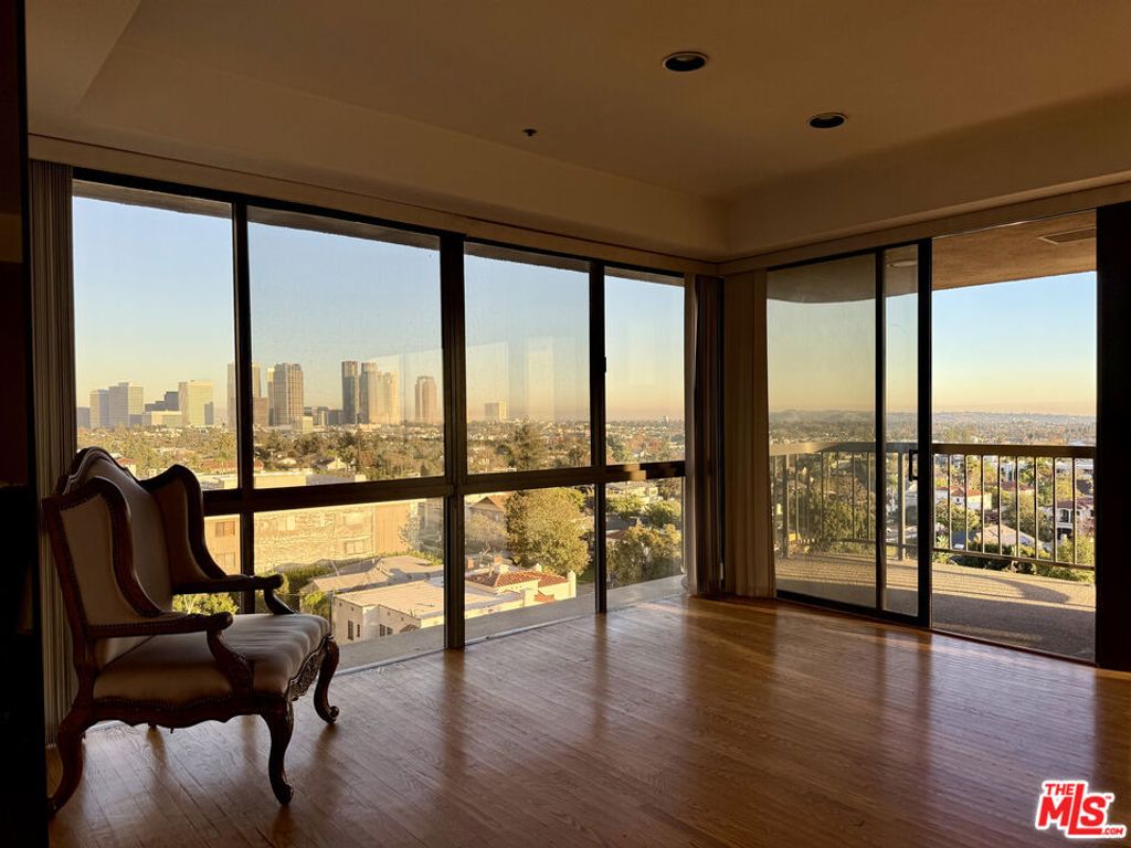 Photo of 10750 Wilshire Boulevard #505, Los Angeles, CA 90024 (MLS # 25628379)