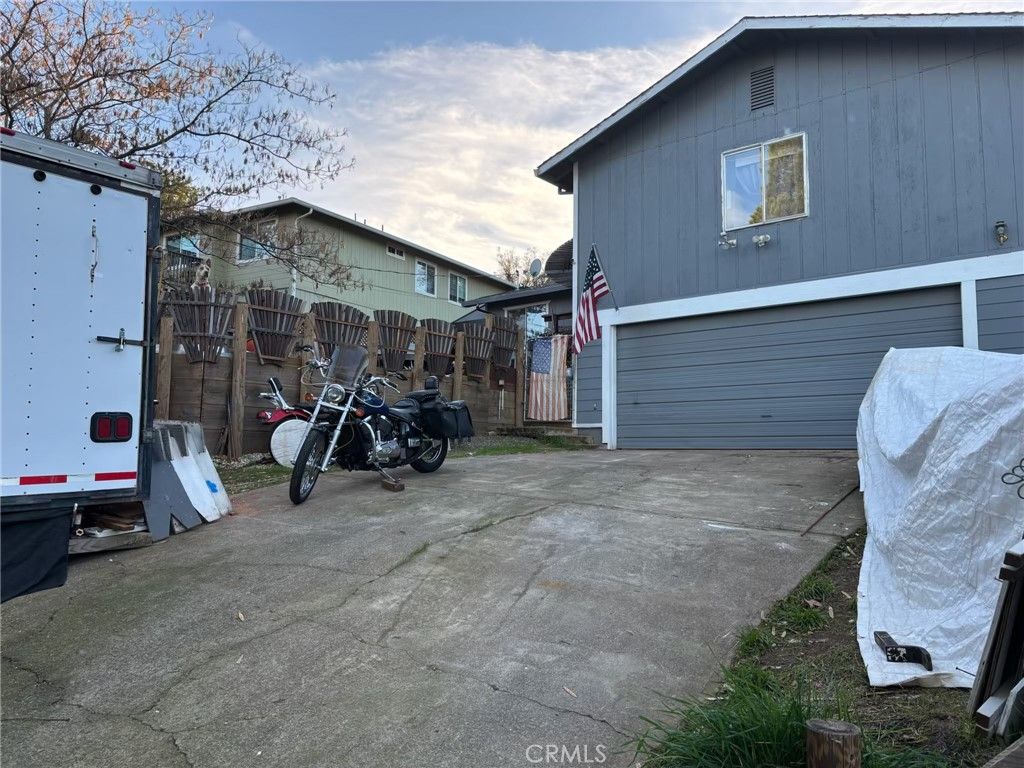 Photo of 5563 Vista Dr, Kelseyville, CA 95451 (MLS # IG25267095)