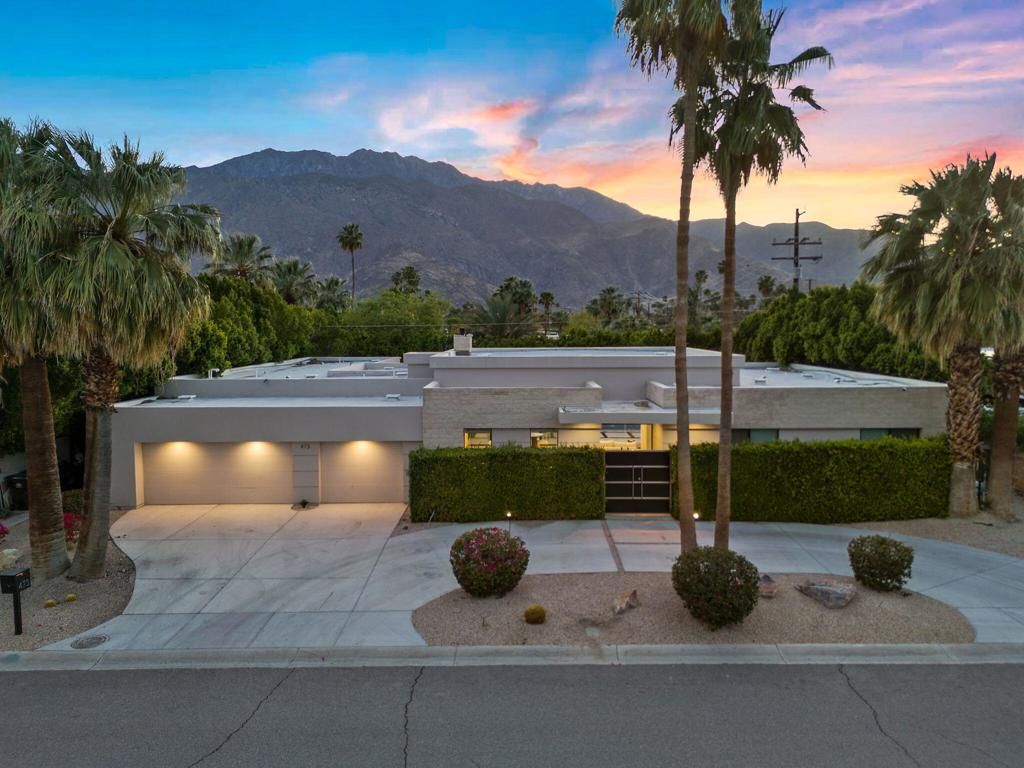 Photo of 473 N Burton Way, Palm Springs, CA 92262 (MLS # 219140613PS)