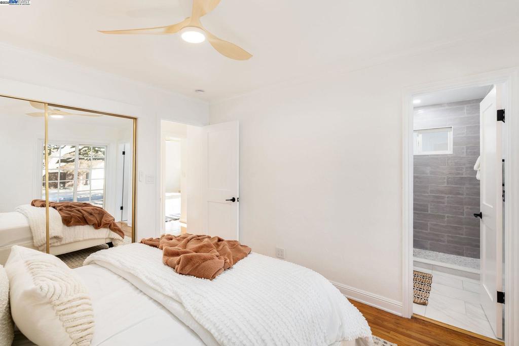 VILLAGE - Residential