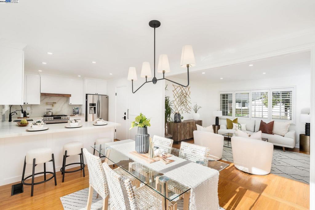 VILLAGE - Residential