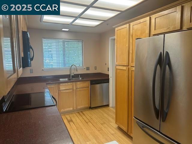 OAKROILLAS - Residential Lease