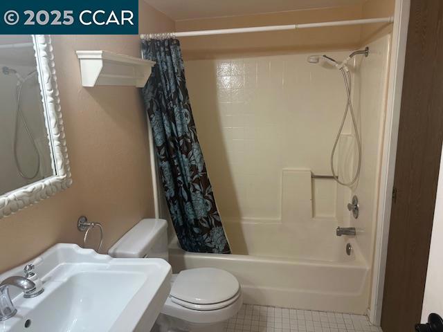 OAKROILLAS - Residential Lease