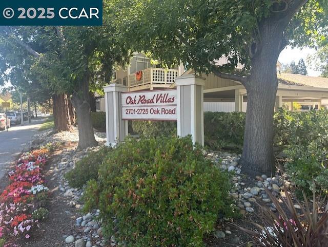 Beautiful condo conveniently located 1/2 mile from Pleasant Hill BART station and is close to downtown Walnut Creek and trails. Excellent Walnut Creek School District and Acalanes High School District. Entrance is on 2nd floor with bedrooms, baths and stacked washer/dryer on 3rd floor. Main floor has living room with fireplace, balcony, dining area and kitchen. One covered carport included. Community pool. Water and garbage included in rent. Minimum credit score of 680 required. Apply with RentSpree https://apply.link/8NwaXJs
