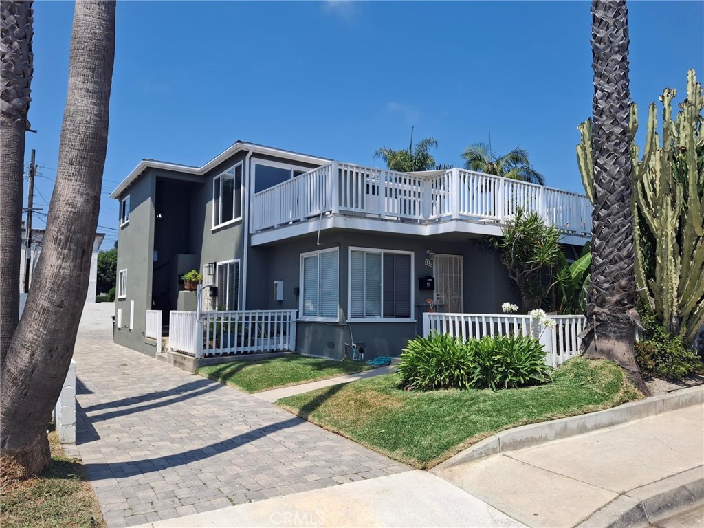Centrally located in San Clemente. Upper unit with huge deck. 2 bedrooms, 1 bath. Private 1 car garage, laundry room on site. Upgraded kitchen to include Refrigerator, Dishwasher, Gas Range with Microwave. W-T-G-E included in rent
