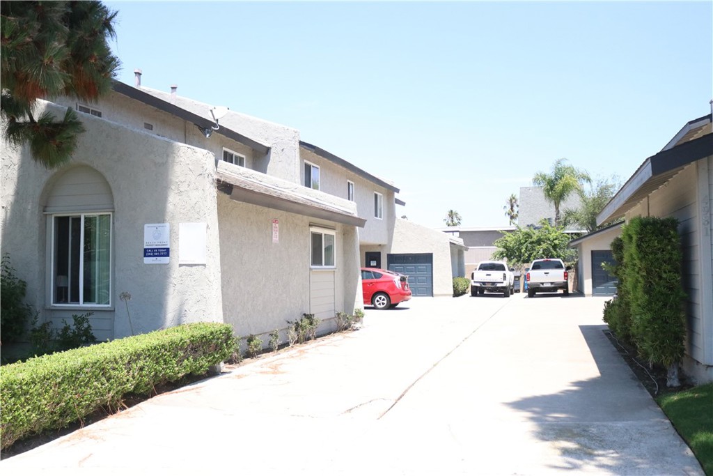 Photos are not of exact unit. Upgraded 1 Bedroom 1 Bathroom upstairs end unit, with garage in Huntington Beach. Private and quiet living community. Carpet in bedroom and vinyl flooring throughout the unit and newer cabinets. Kitchen includes gas stove, dishwasher, breakfast bar, and plenty of cabinet space. Large bedroom with generous closet space. Professional maintenance team available 24/7 in case of emergency. On-site laundry facility. Call, Text, or email to schedule a viewing. Tenant responsible for electric and gas.