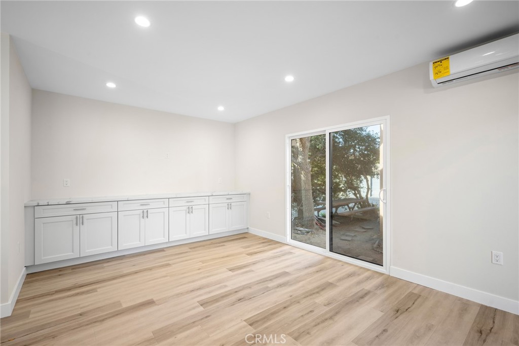 Not Applicable-105 - Residential Lease