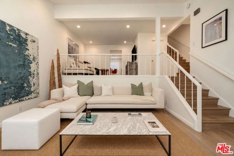 Photo of 13011 Mindanao Way #4, Los Angeles, CA 90292 (MLS # 26105324)