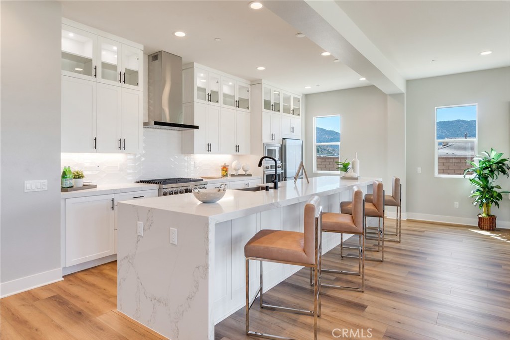 6533 Canyon Oaks Drive