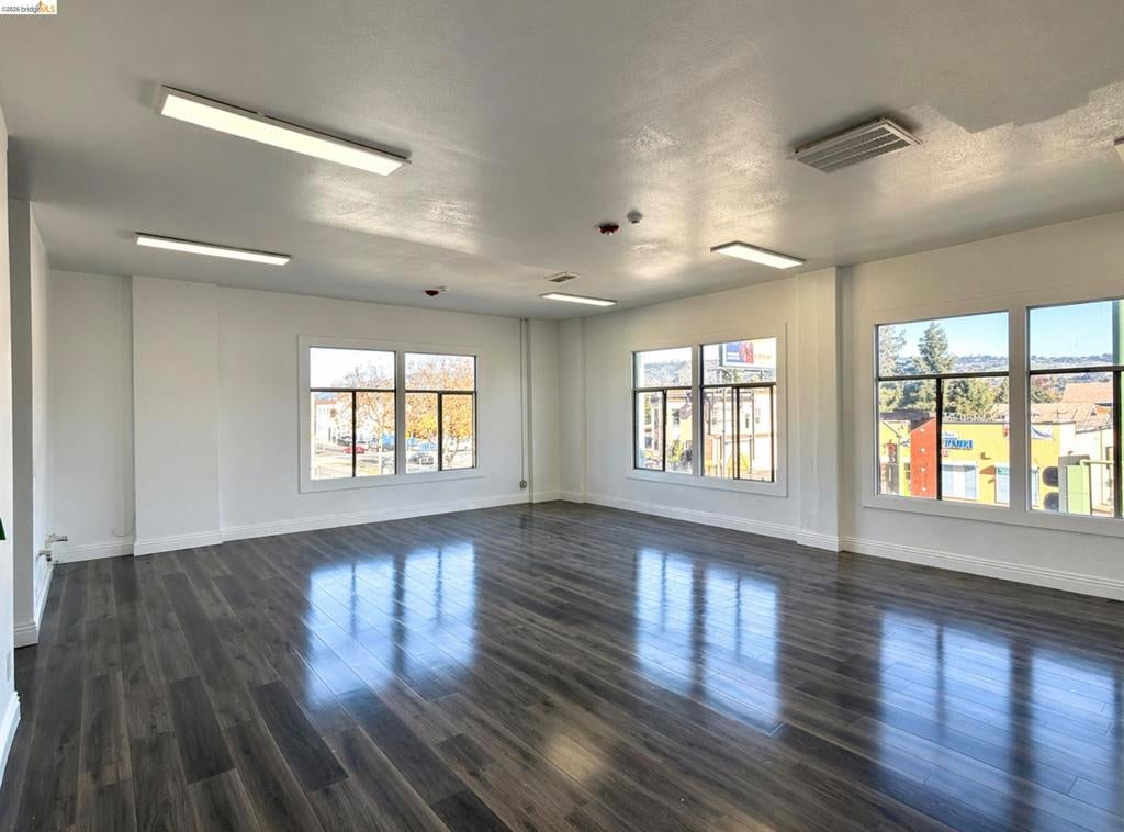 8801 International Blvd