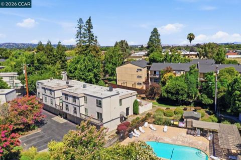 Photo of 2037 Sierra Rd Rd #5, Concord, CA 94518 (MLS # 41142856)