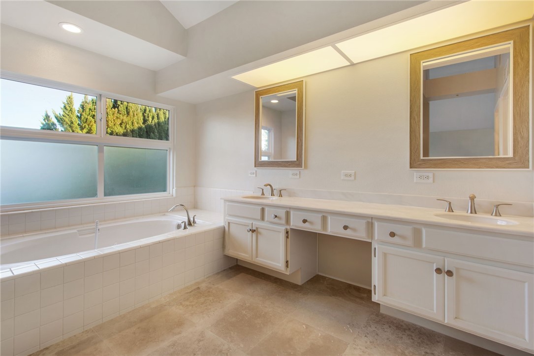 Antigua (MBA) - Residential