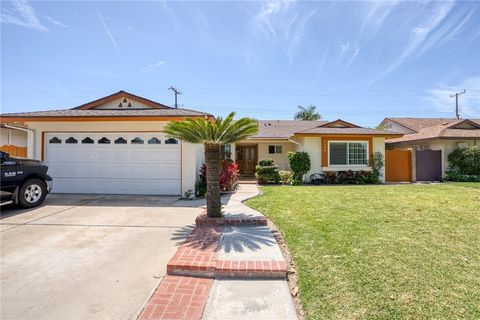 Photo of 5336 W Wisteria PL, Santa Ana, CA 92704 (MLS # PW26095030)