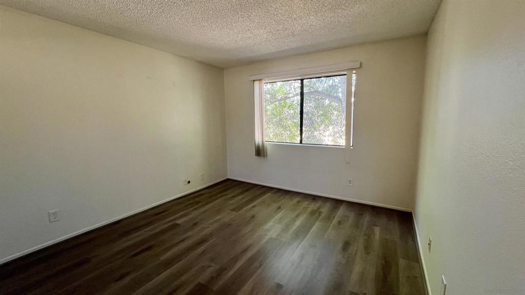 6330 Genesee Ave 213