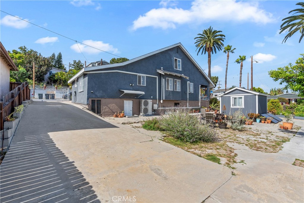 471 N Ditman Avenue