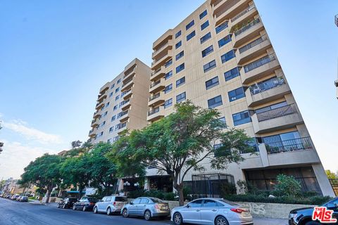 Photo of 727 S Ardmore Avenue #801, Los Angeles, CA 90005 (MLS # 26835563)